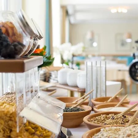 Christina Hotel Portschach am Woerthersee